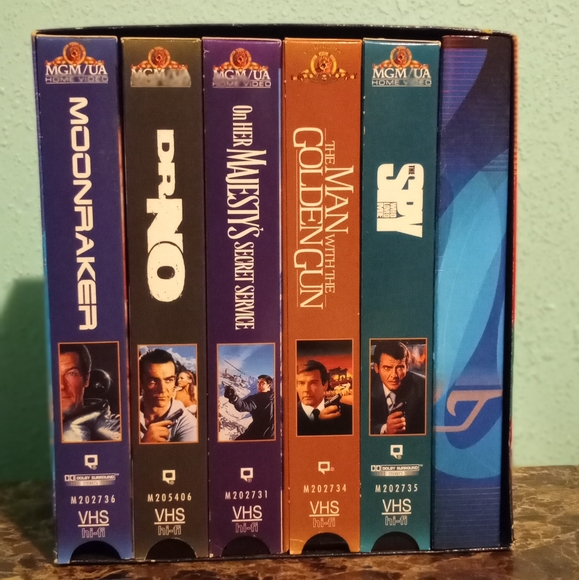 The James Bond Collection 007 Volume 2 VHS Tapes - Picture 1 of 4